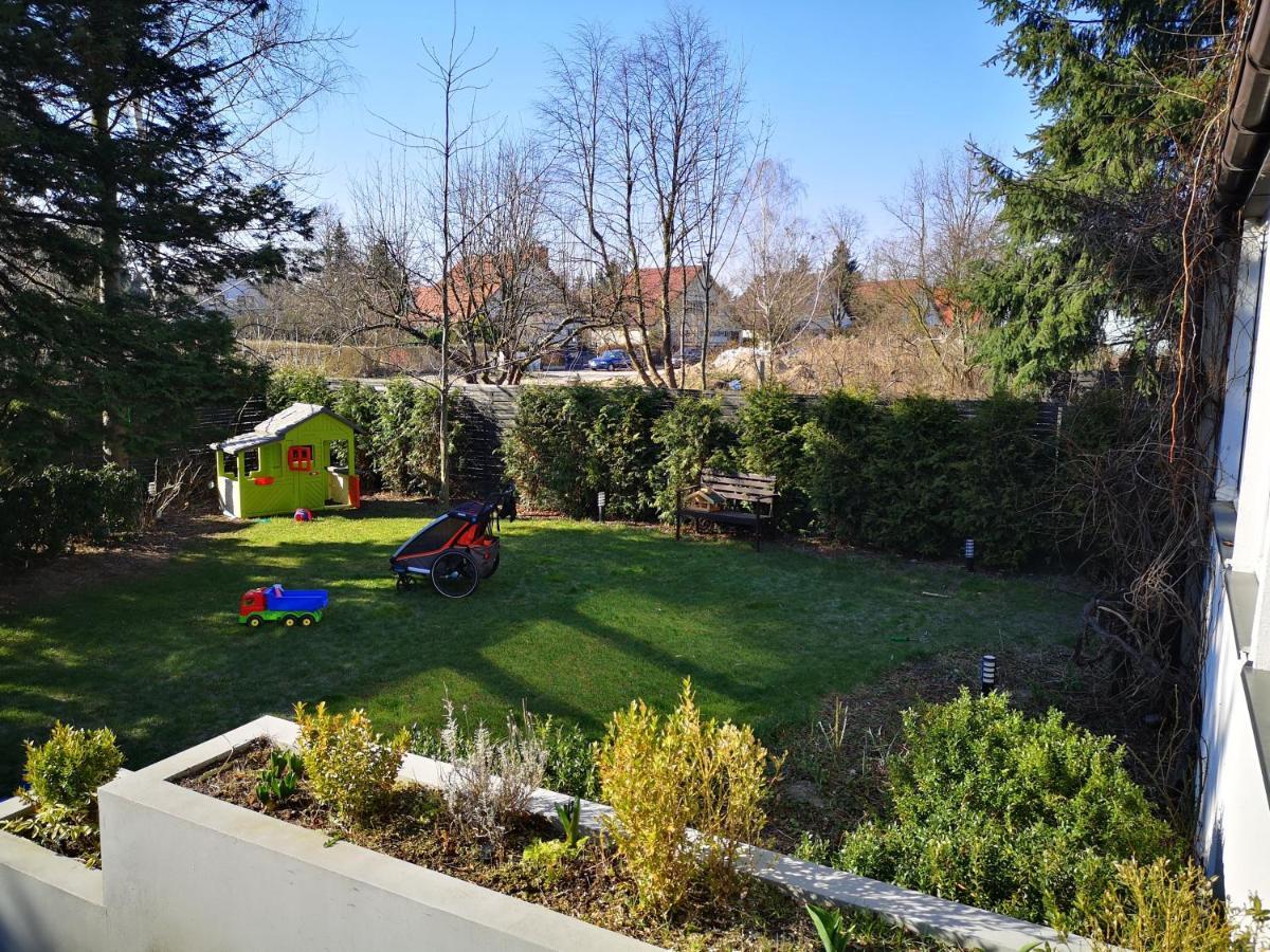 Spacious 3 Bedroom Family Oasis With Sauna, 20 Min From Warsaw Пясечно Экстерьер фото